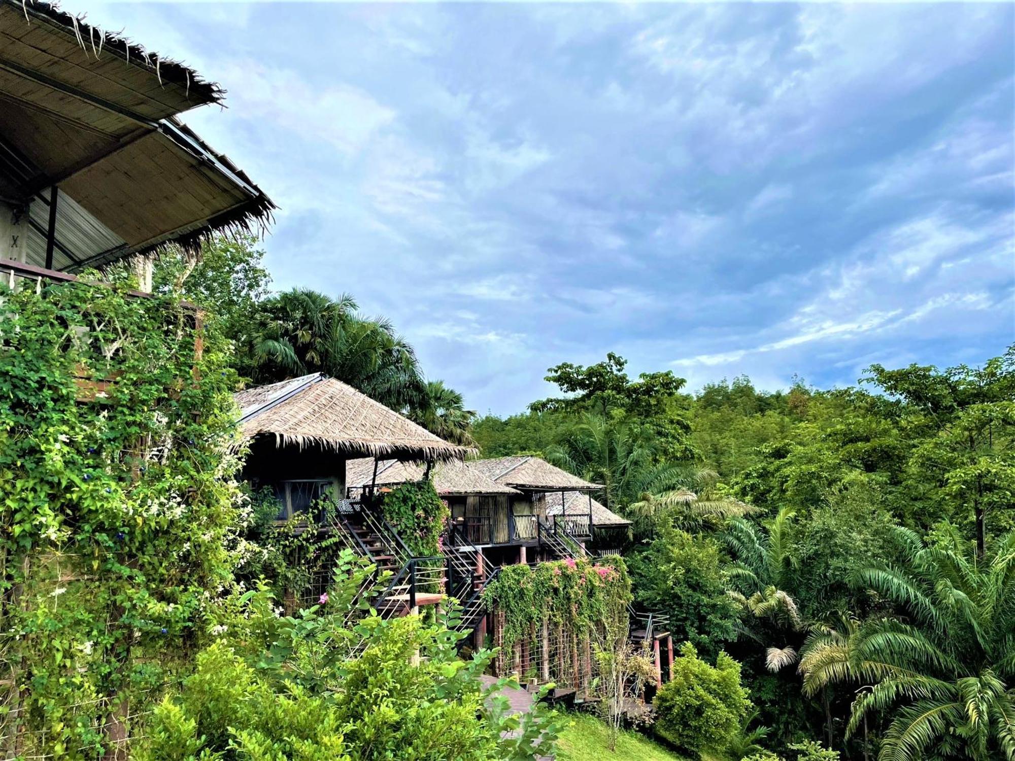 Khao Sok Boutique Camping - Exotic Cliff Camping Hotel Khao Sok National Park Ngoại thất bức ảnh
